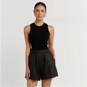 Dissh LAIKEN BLACK LINEN SHORT size US 8